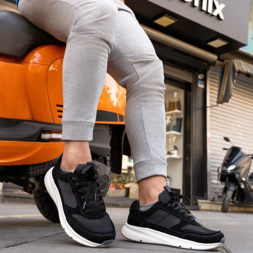 نحوه شستشو و تمیز کردن کفش چرم